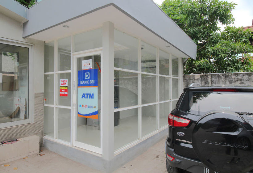 ホテル Airy Sungai Martapura Re Martadinata 6 Banjarmasin