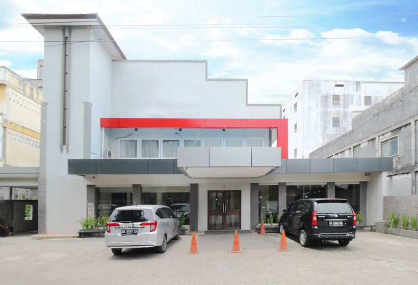 ホテル Airy Sungai Martapura Re Martadinata 6 Banjarmasin