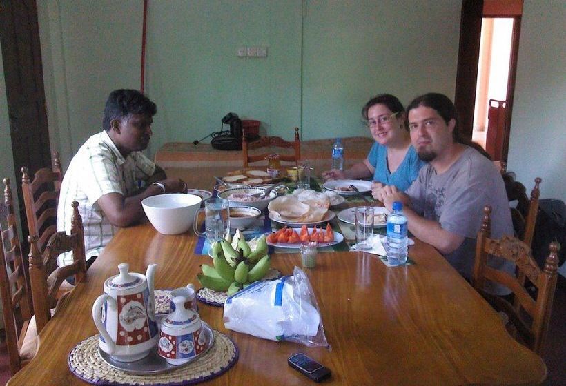 فندق Rajadhani Rest