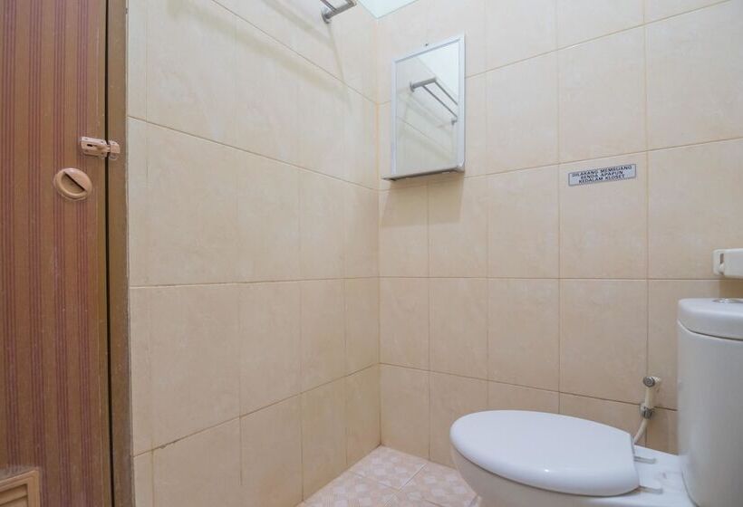 בית מלון כפרי Reddoorz At Gatot Subroto Lampung