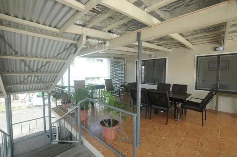 هتل Talofa Inn