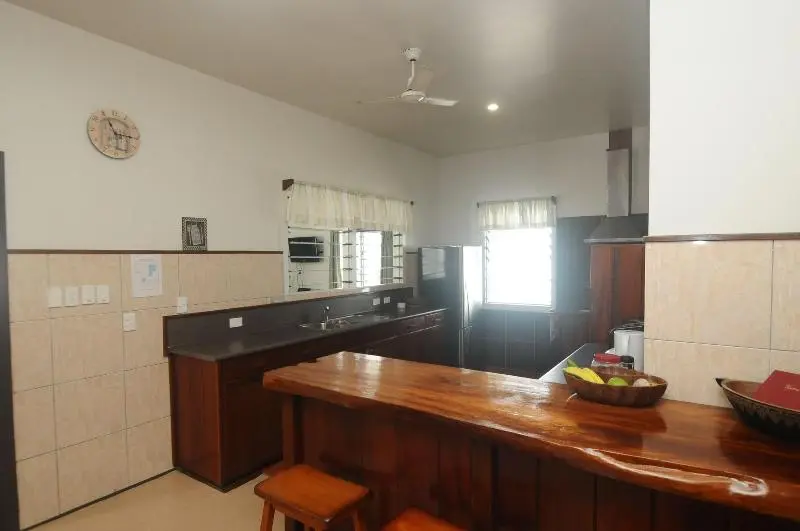 هتل Talofa Inn