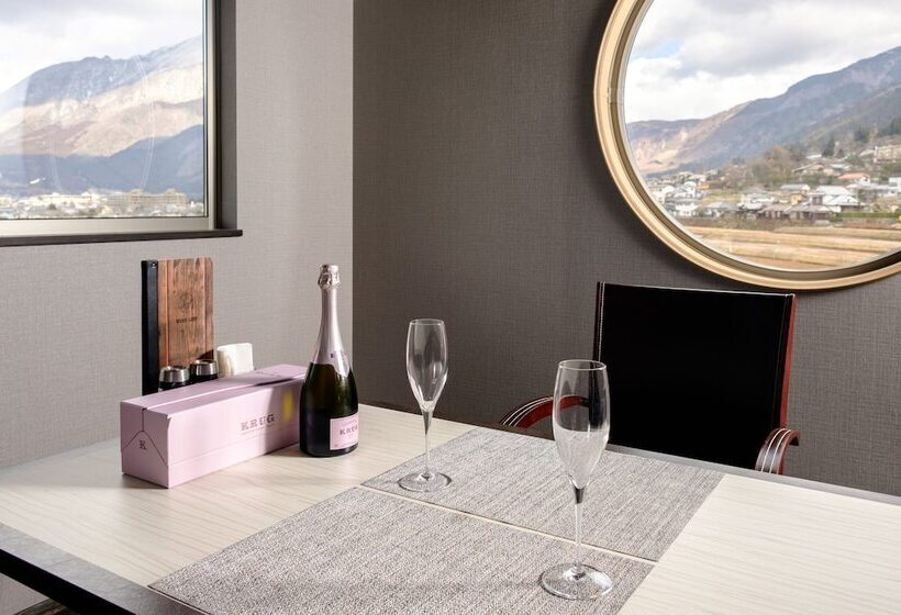 فندق Yufuin Luxury Villa Zakuro