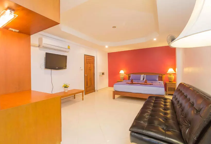 Patong Studio Apartments