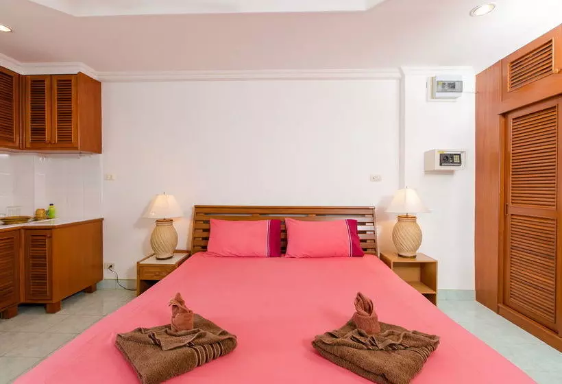 Patong Studio Apartments