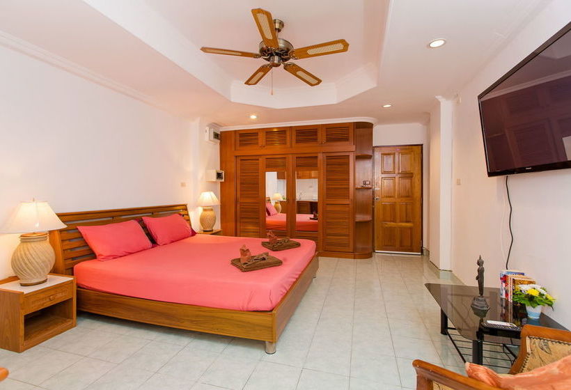 Patong Studio Apartments