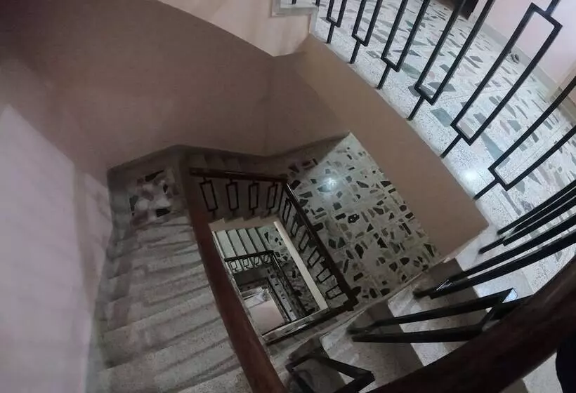 پانسیون Om Tara Guest House Pvt Ltd