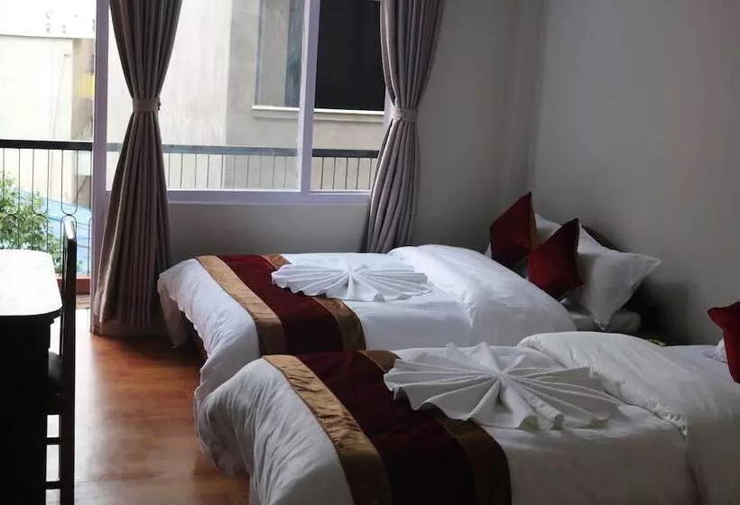 پانسیون Om Tara Guest House Pvt Ltd