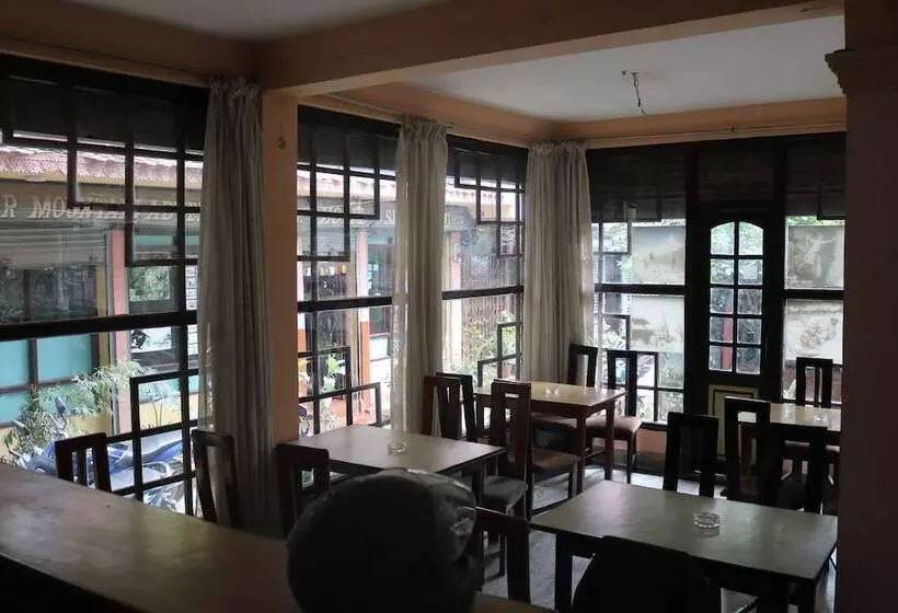 پانسیون Om Tara Guest House Pvt Ltd