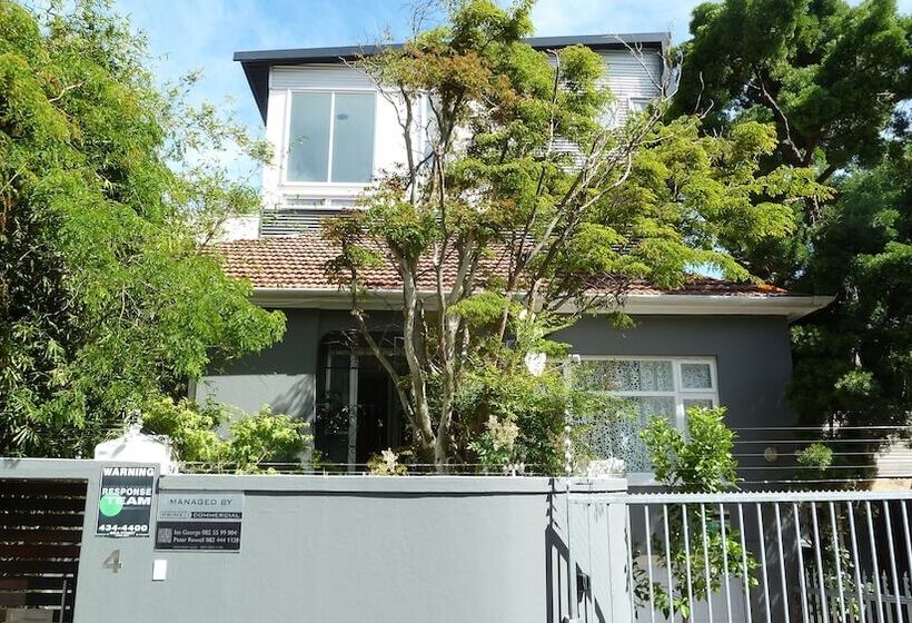 4 On Highworth Apartments And Studios