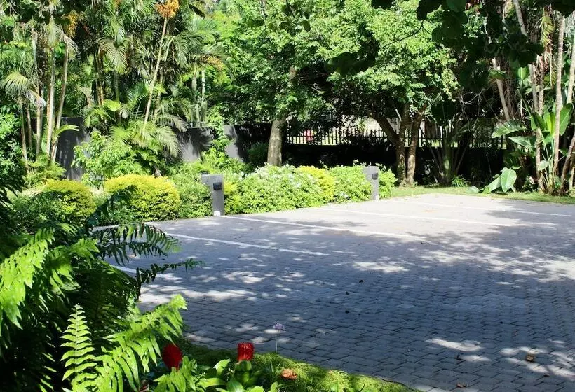 ベッドアンドブレックファースト Igwalagwala Guest House