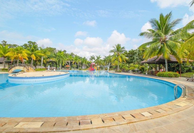 Hotel Reddoorz Premium @ Bukit Damai Indah