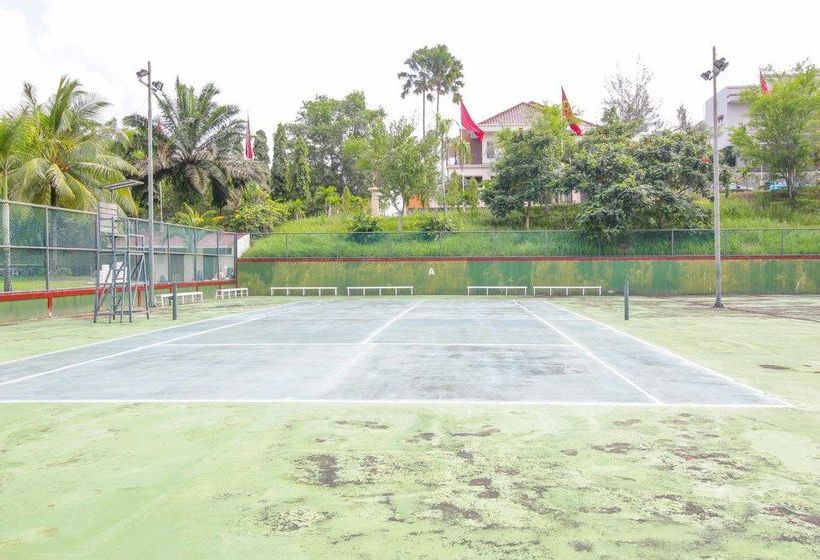 Hotel Reddoorz Premium @ Bukit Damai Indah