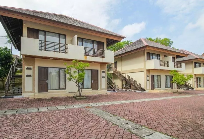 ホテル Reddoorz Premium @ Bukit Damai Indah