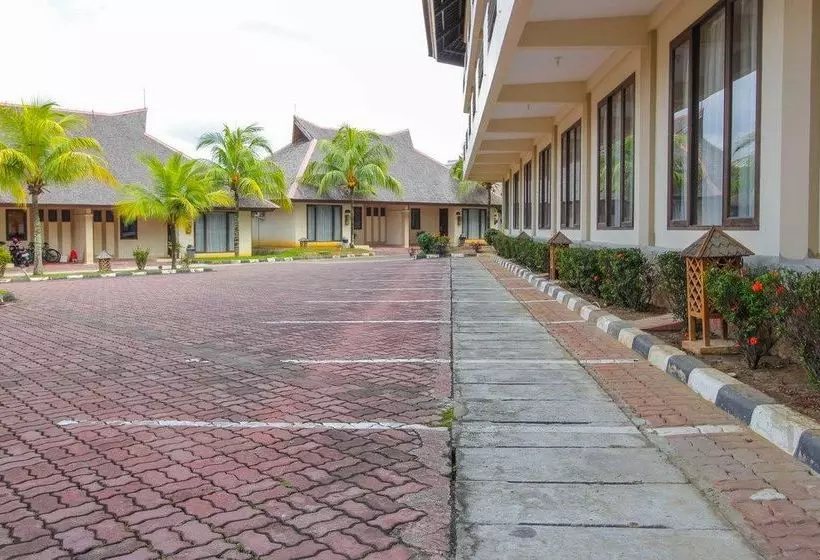 ホテル Reddoorz Premium @ Bukit Damai Indah