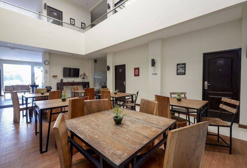 فندق Reddoorz @ Kawi