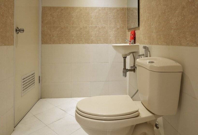 فندق Reddoorz @ Kawi