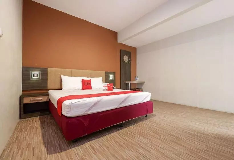 Hotel Reddoorz @ Kawi