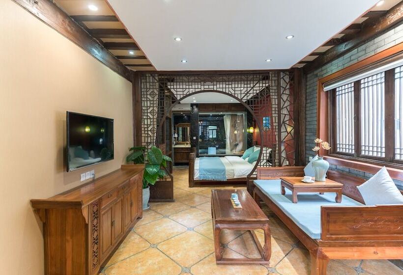 酒店 He Mu Ju Inn Zhongyi Branch