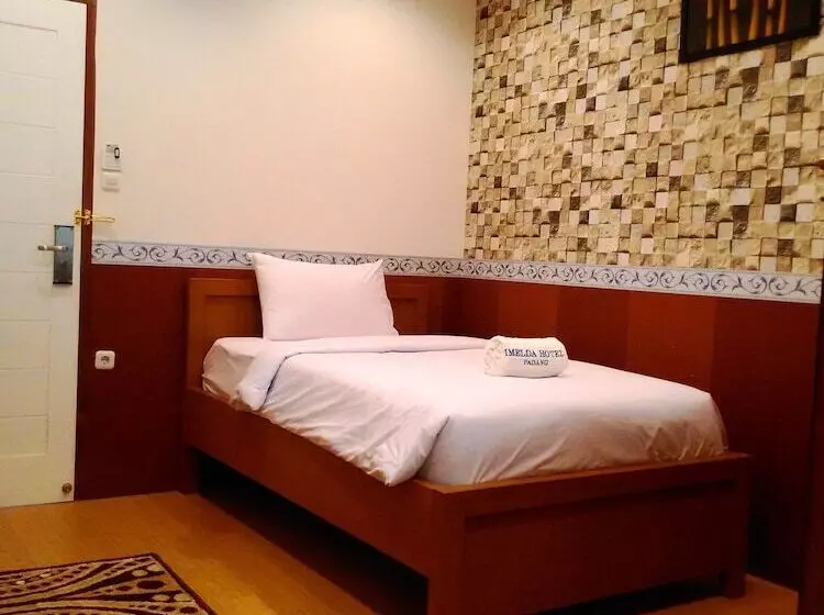 Imelda Hotel   Waterpark   Convention