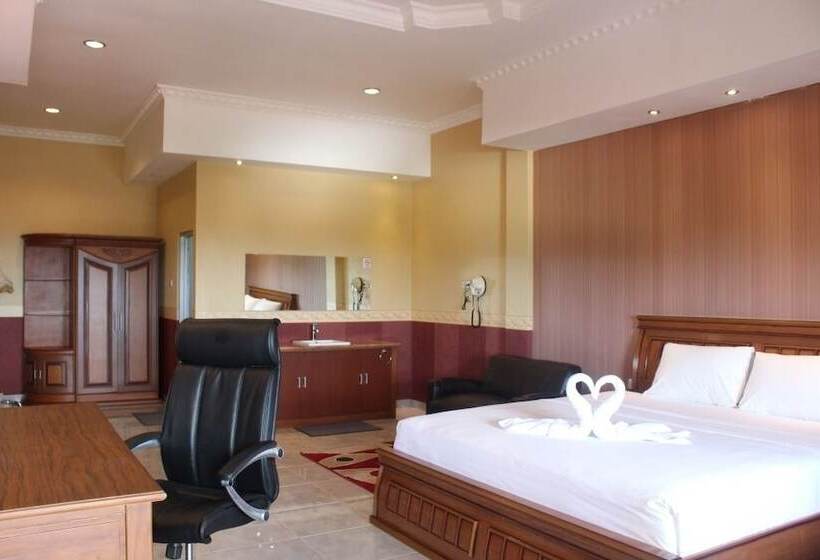 Imelda Hotel   Waterpark   Convention