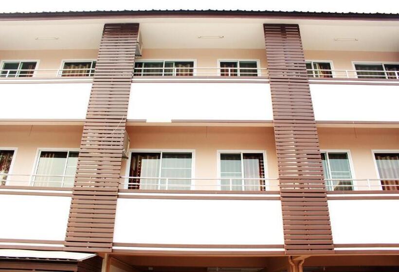 هتل Pornkasem House