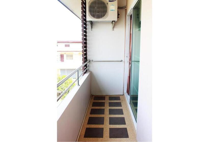 هتل Pornkasem House