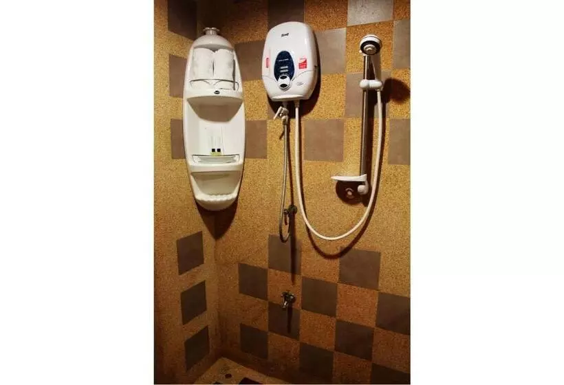 ホテル Pornkasem House