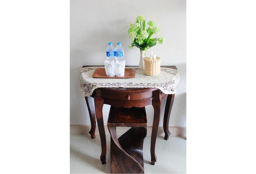 هتل Pornkasem House