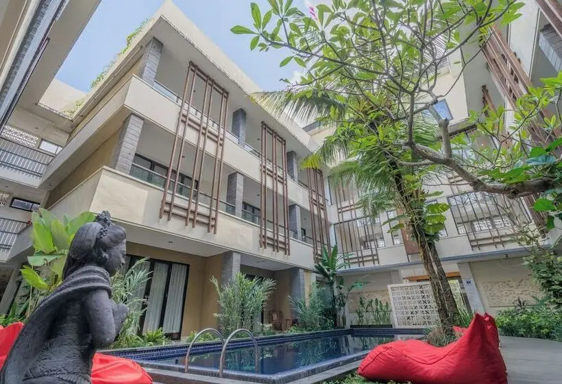 ホテル Swiss-Belinn Seminyak