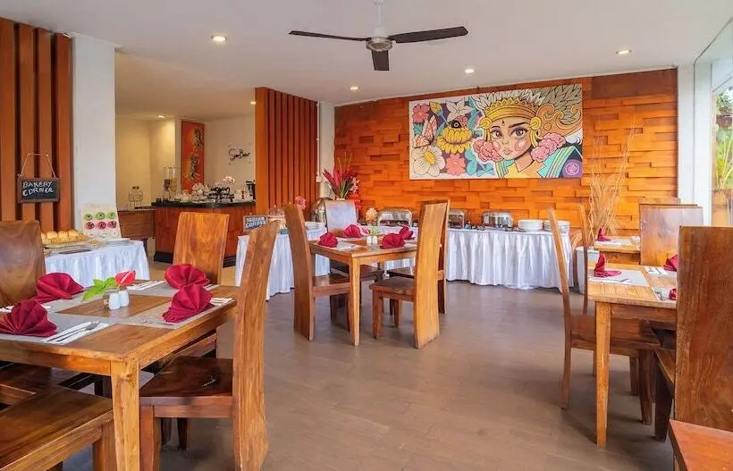 ホテル Swiss-Belinn Seminyak