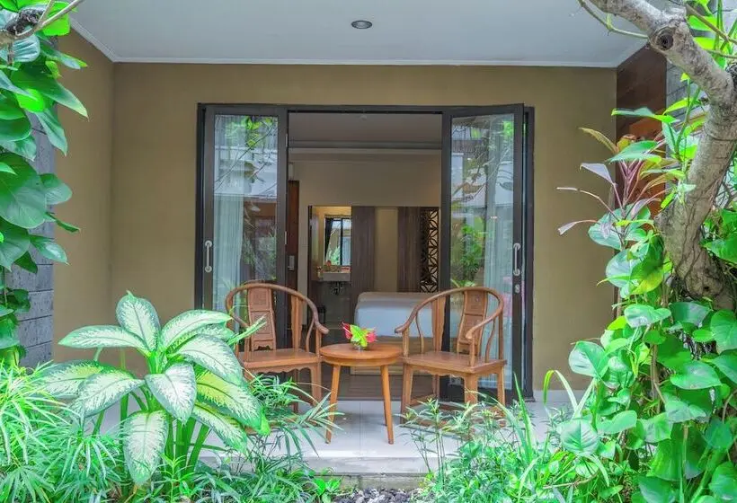 ホテル Swiss-Belinn Seminyak