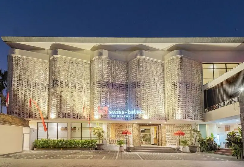 ホテル Swiss-Belinn Seminyak