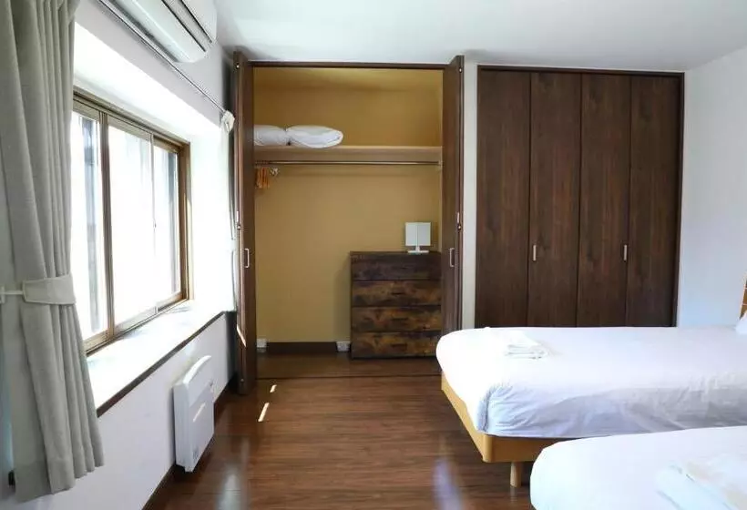 Kashiwa House Furano