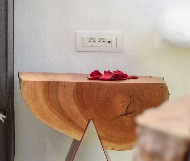 פנסיון Naxos Island Escape