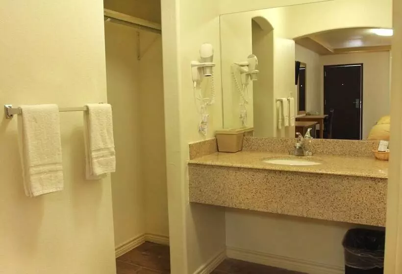 Hotelli Maverick Inn