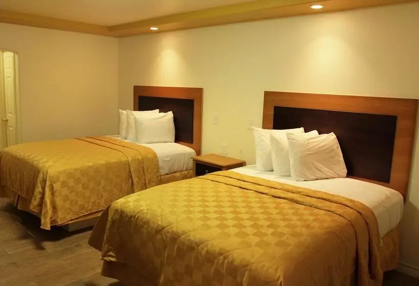 Hotelli Maverick Inn