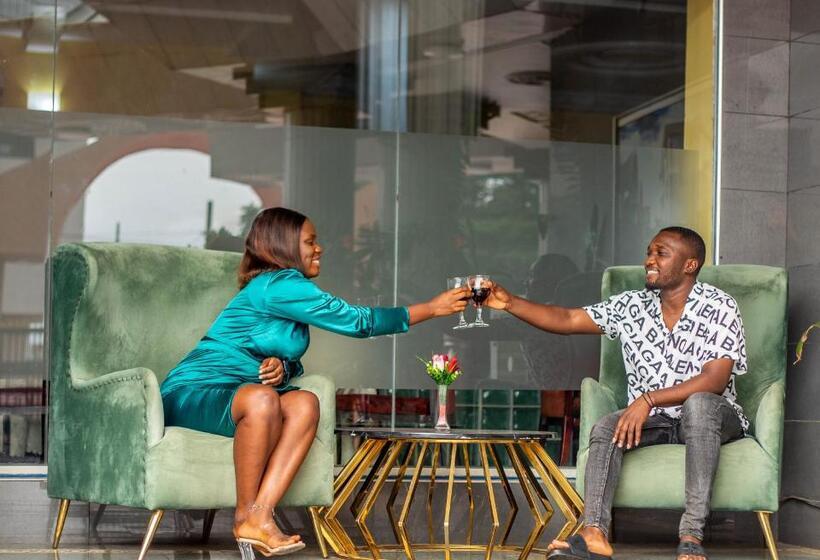 בית מלון כפרי Mj Grand