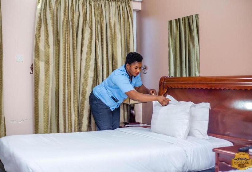 בית מלון כפרי Mj Grand