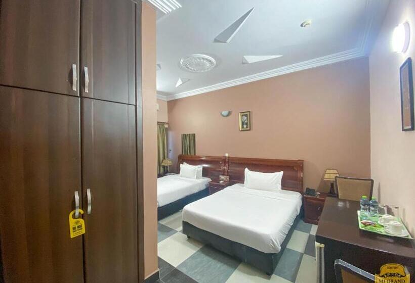 בית מלון כפרי Mj Grand