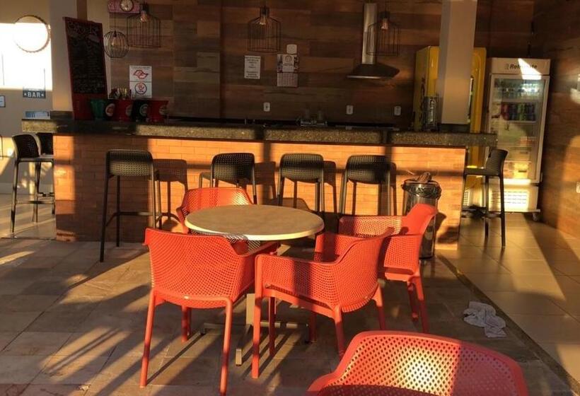 בית מלון כפרי Santuario Palace