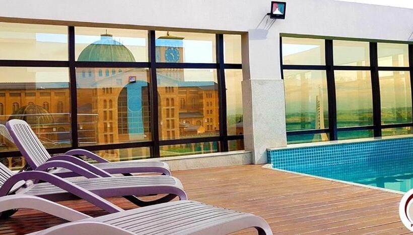 בית מלון כפרי Santuario Palace