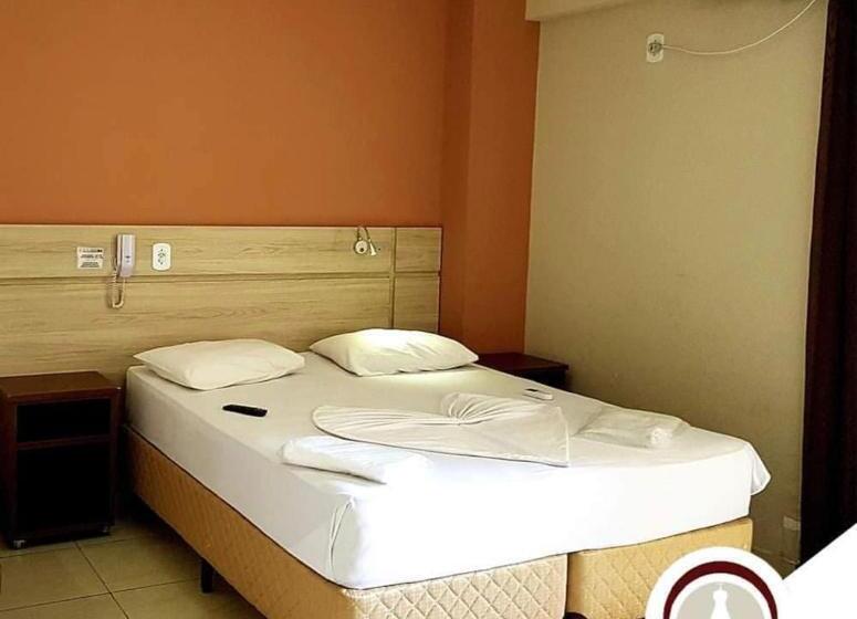 בית מלון כפרי Santuario Palace