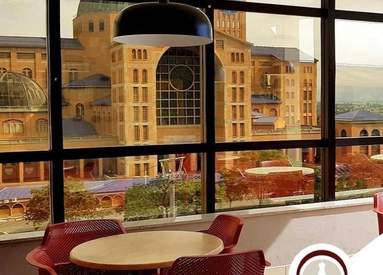 בית מלון כפרי Santuario Palace