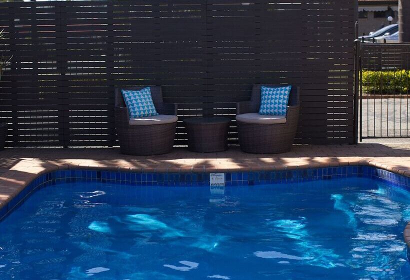 酒店 Tuncurry Motor Lodge