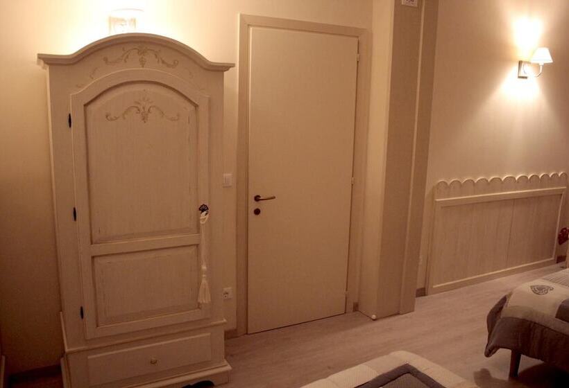 Hostal Casa Camilla City