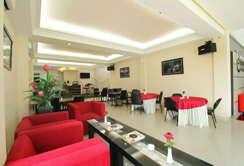 ホテル Airy Mandonga Laute Tiga 48 Kendari