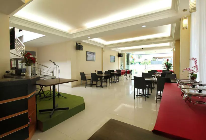 ホテル Airy Mandonga Laute Tiga 48 Kendari