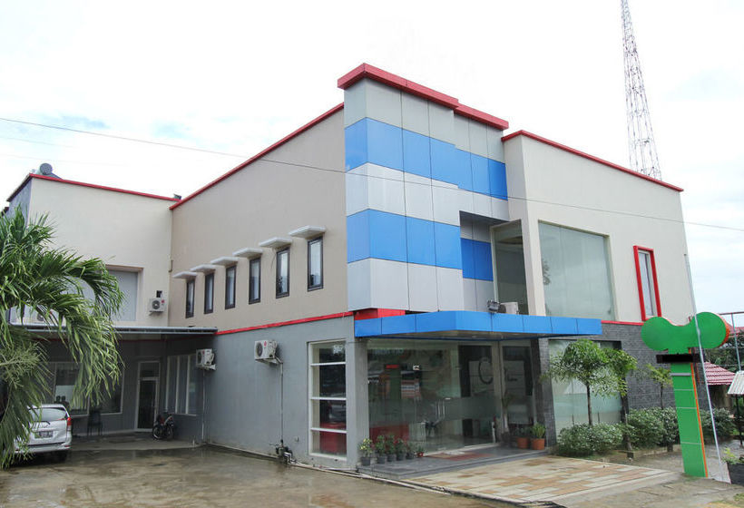 Отель Airy Mandonga Laute Tiga 48 Kendari