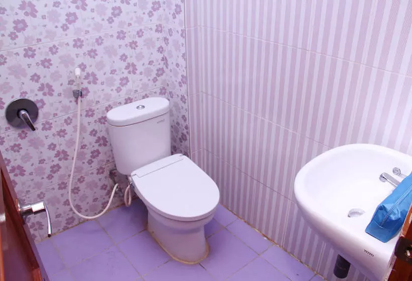ホテル Airy Panakkukang Pettarani Tiga 17 Makassar